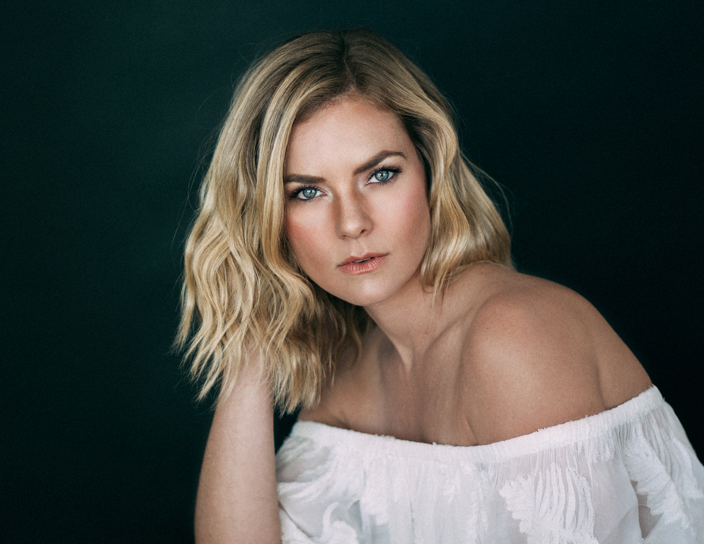 #2 Cindy Busby Autograph 8x10